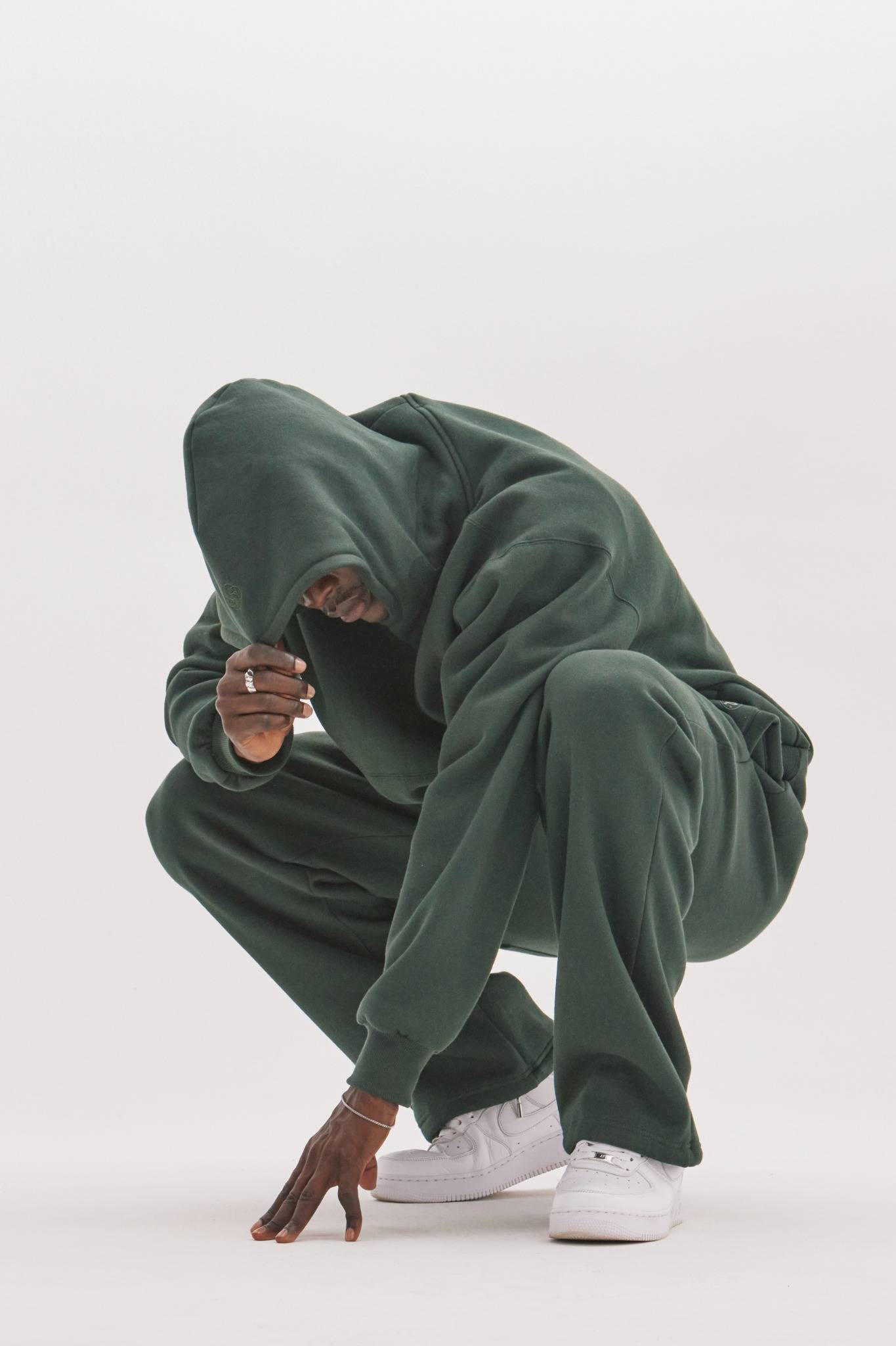 green pants / green hoodie / calça de moletom verde / blusa de moletom verde