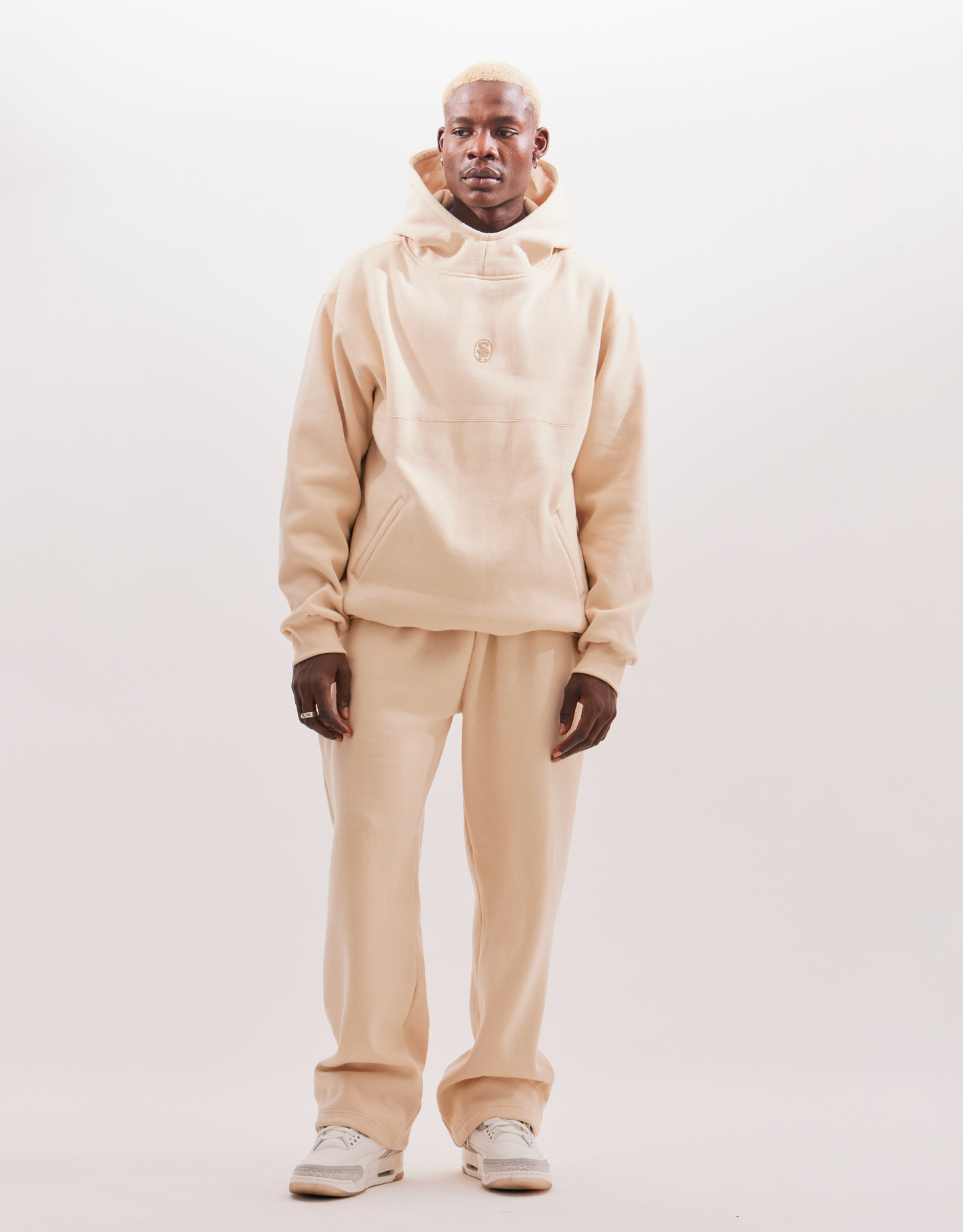 calça de moletom bege / blusa de moletom bege  / off white sweatpants / off white men's hoodie