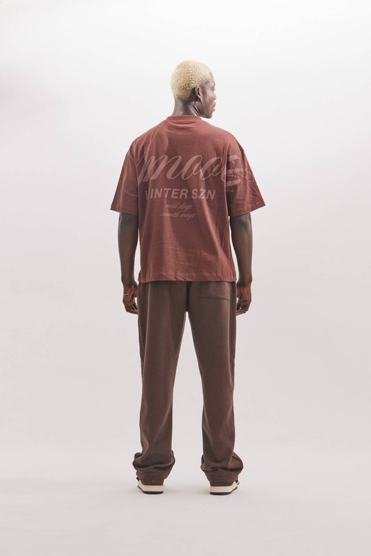 calça de moletom marrom / camiseta oversized marrom / brown pants / marrom men's tee shirt