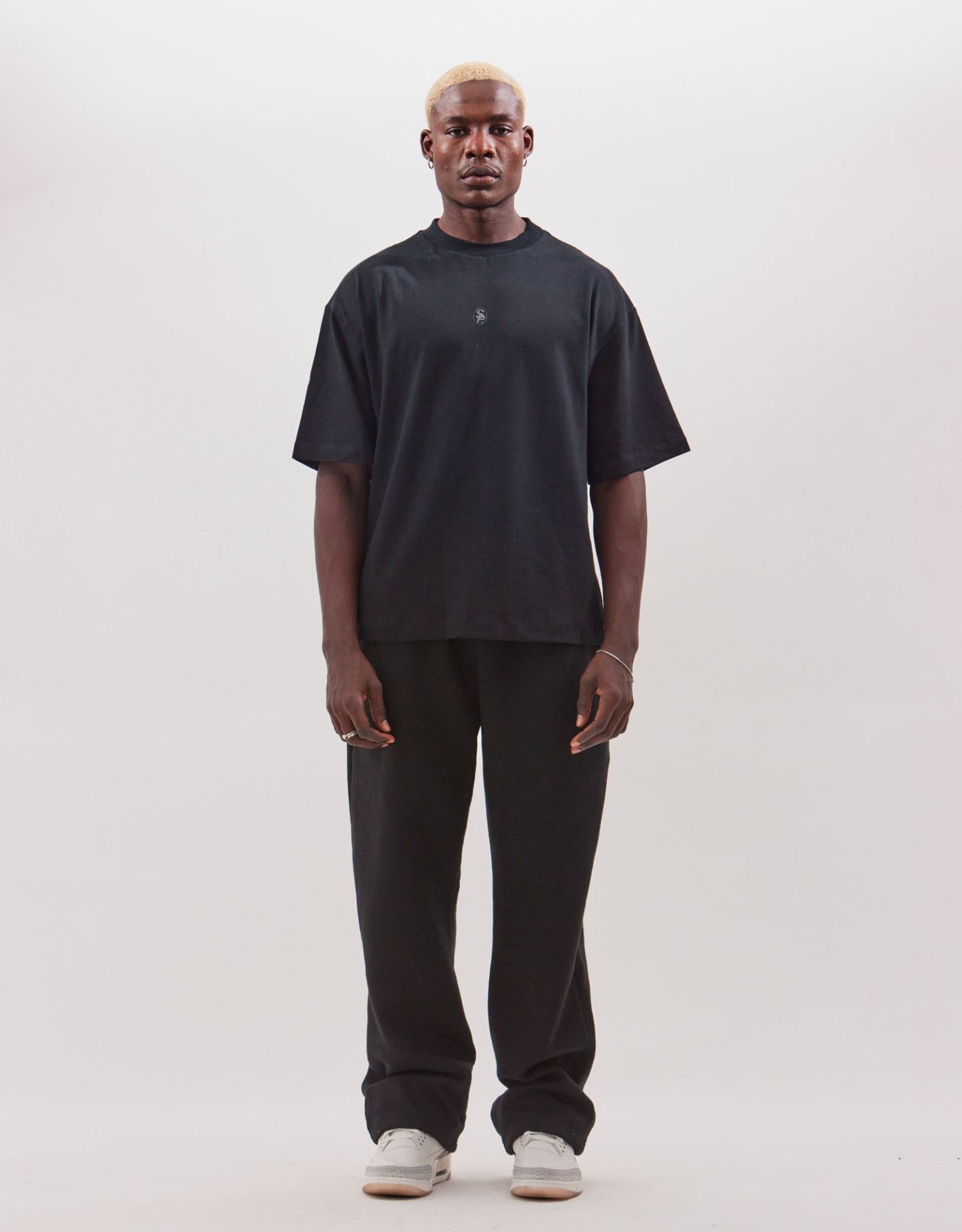 calça de moletom preta / blusa de moletom preta  / black sweatpants / black men's hoodie